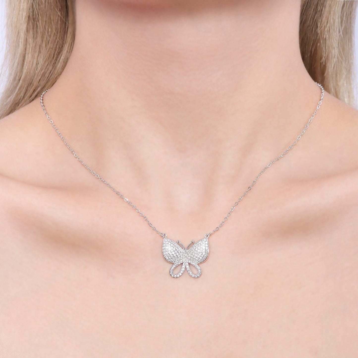 BRUTO-Colar com pingente Borboleta Premium XYS100965 吊坠+链条   VENDIDO SEPARADAMENTE necklace